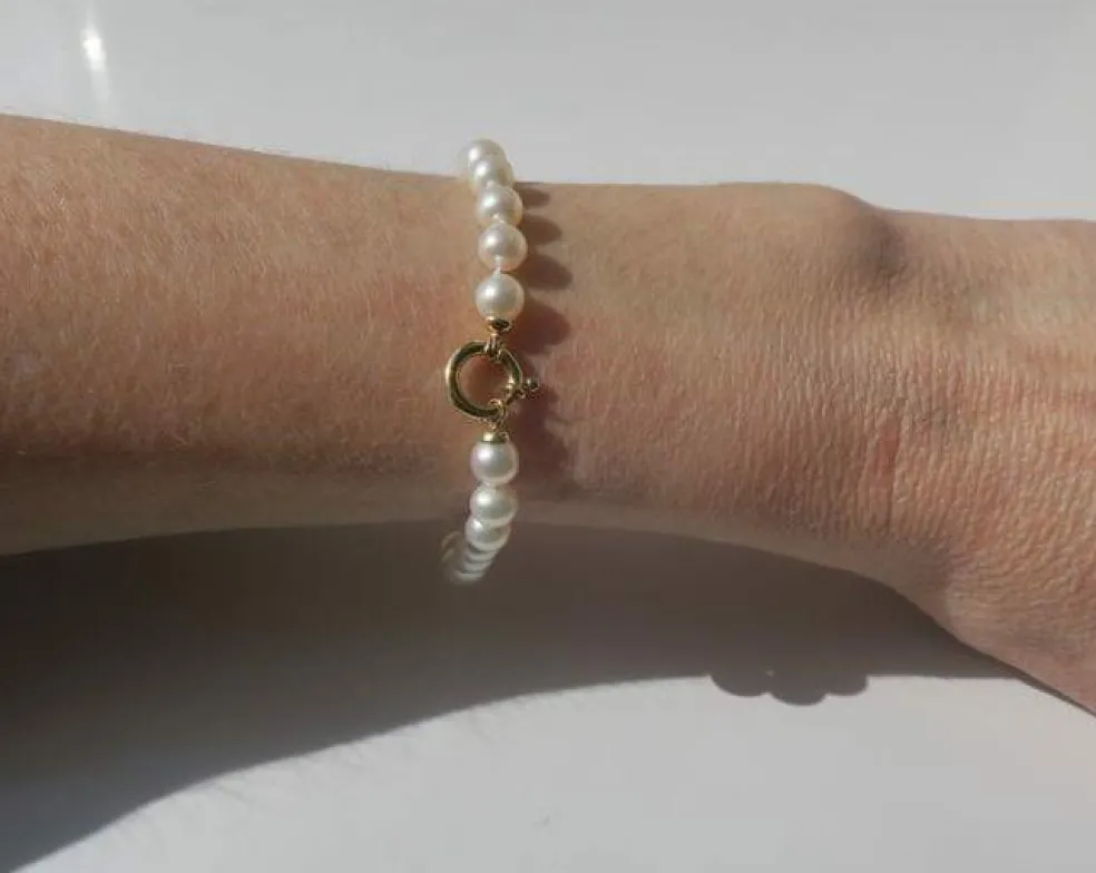 Bracelet perles, fermoir anneau marin
