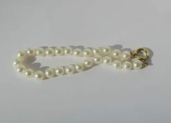 Bracelet perles, fermoir anneau marin