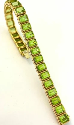 Bracelet péridots taille émeraude