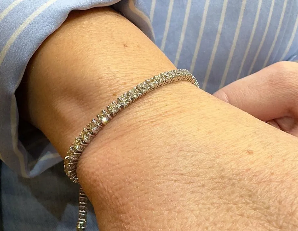 Bracelet rivière en diamant or blanc 18 carats, longueur 21,5 cm