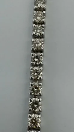 Bracelet rivière en diamant or blanc 18 carats, longueur 21,5 cm