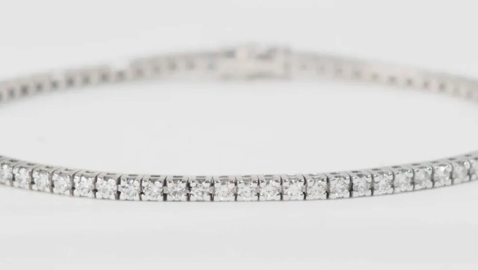Bracelet rivière en or blanc et diamants
