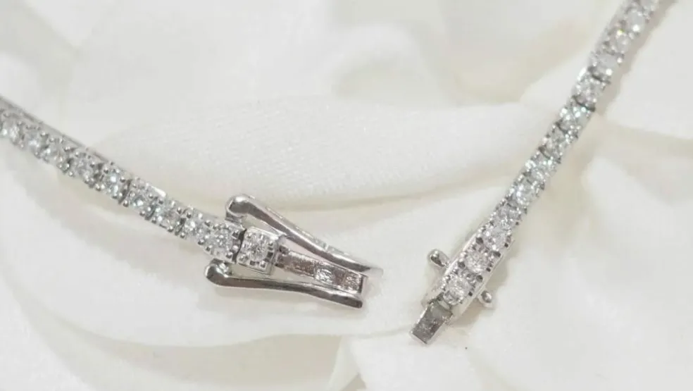 Bracelet rivière en or blanc et diamants 1ct