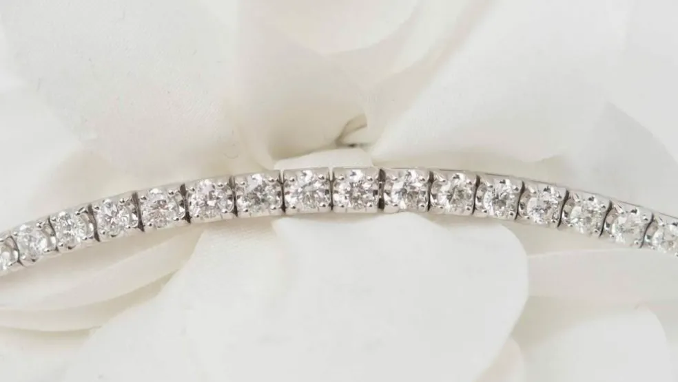 Bracelet rivière en or blanc et diamants