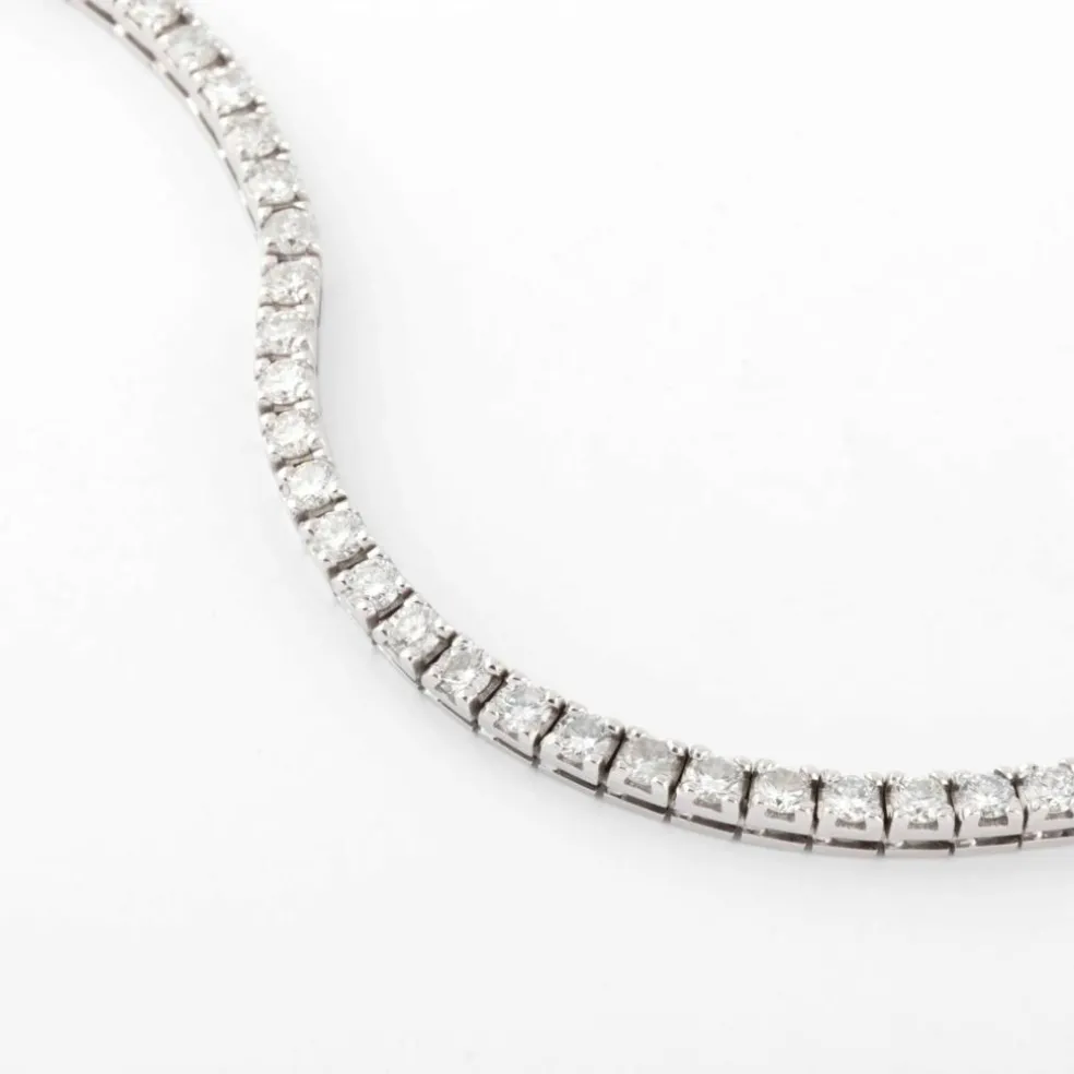 Bracelet Rivière en Or gris orné de diamant