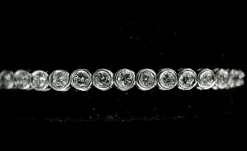 Bracelet rivière or blanc serti de 54 brillants de 0,10 carat chacun