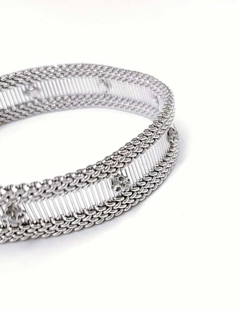 Bracelet ruban or blanc et diamants 1950-1960