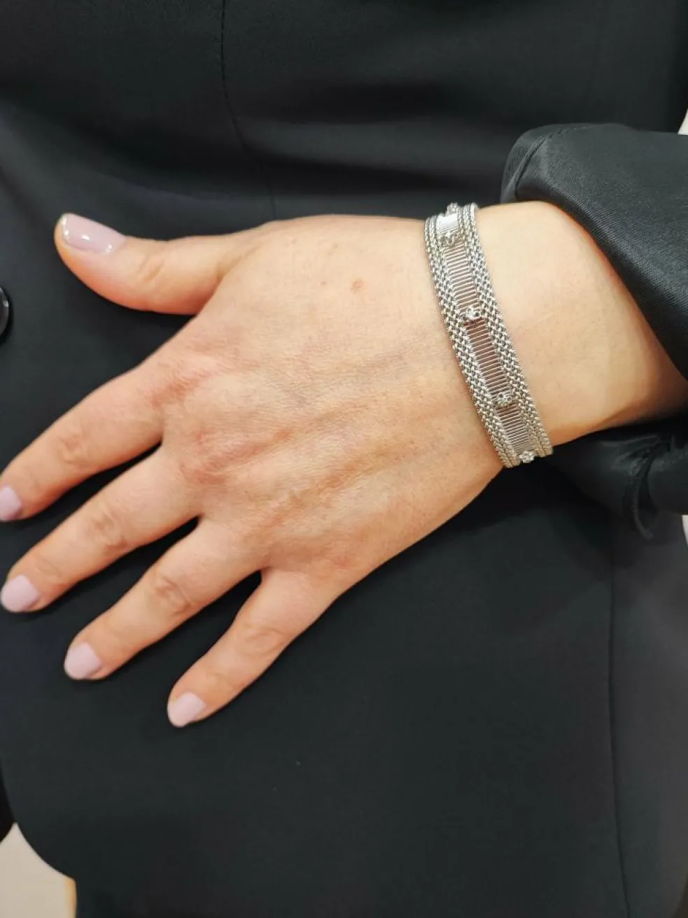 Bracelet ruban or blanc et diamants 1950-1960