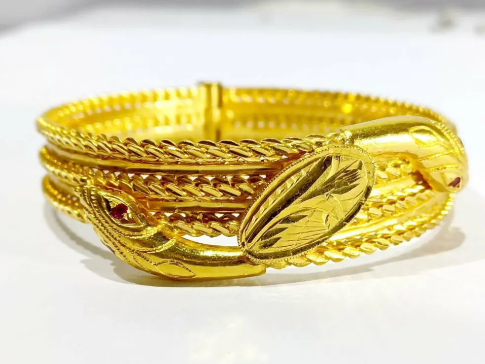 Bracelet serpent or jaune et rubis