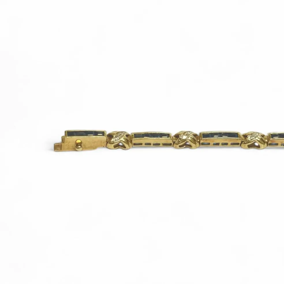 Bracelet souple or jaune, saphirs et croisillons