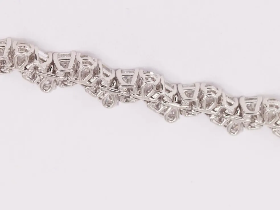 Bracelet Tennis Diamants taille émeraude et poire
