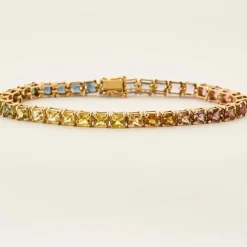 Bracelet Tennis en or jaune et saphirs