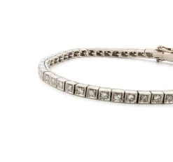 Bracelet tennis en platine avec diamants