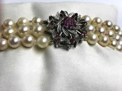 Bracelet trois rangs de Perles Rubis