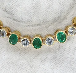 Bracelet vintage en diamants et émeraudes