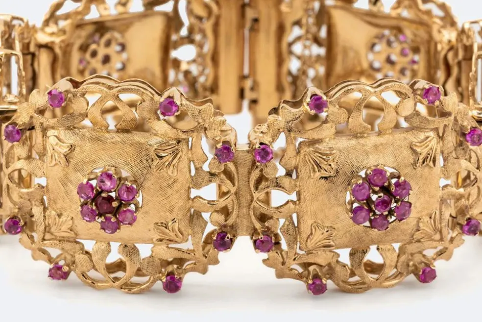 Bracelet vintage en or avec rubis