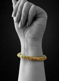 Bracelet vintage en or fabriqué à partir d'un tube creux, début des années 1900