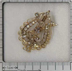 Broche - Diamants et Harmonie : Broche-Pendentif Lyre Or 1870