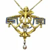Broche 1900 en or jaune, ange, émail, diamants et perle.