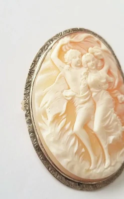 Broche / pendentif ancienne camée or jaune et blanc