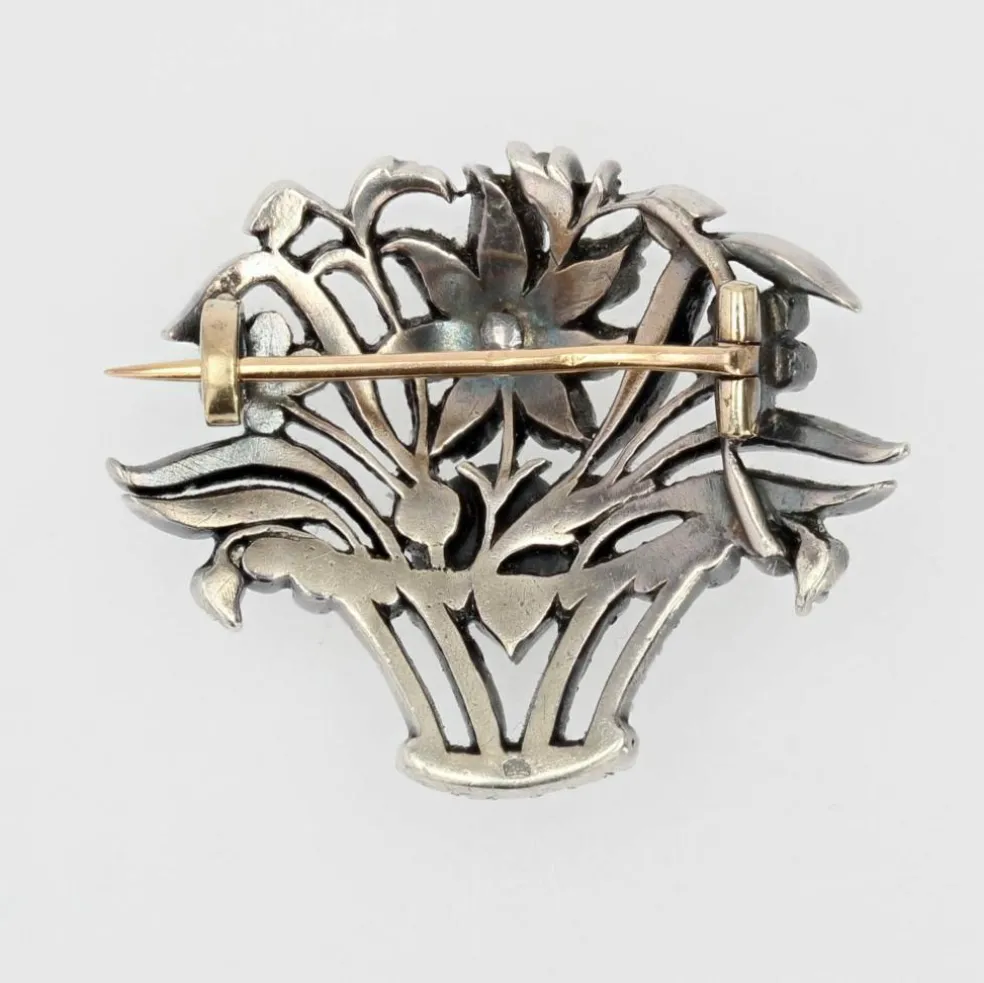 Broche ancienne bouquet de diamants
