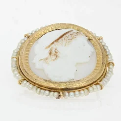Broche ancienne Camée entourée de perles fines