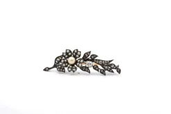Broche ancienne 19e siècle perles fines et diamants