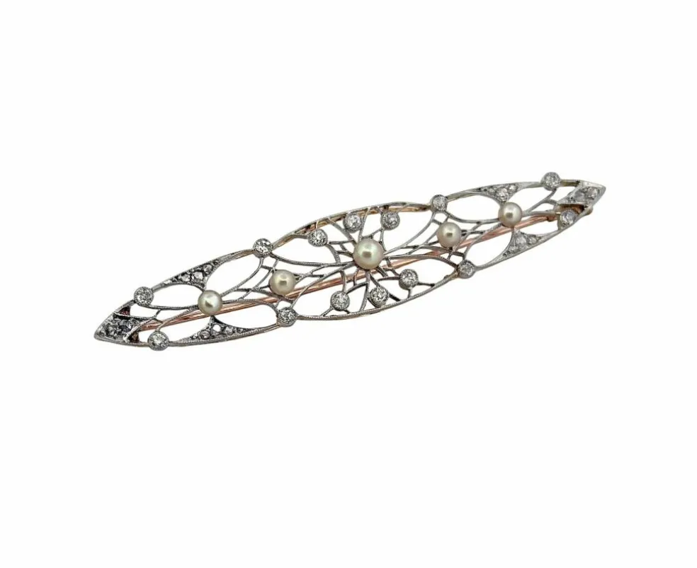 Broche ancienne en or , perles et diamants