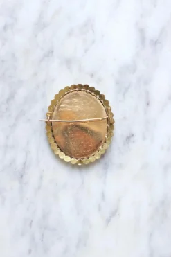 Broche ancienne en or et portrait miniature