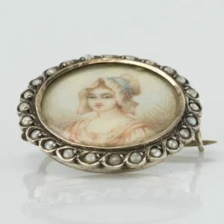 Broche ancienne miniature et perles sur argent