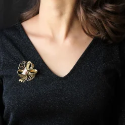 Broche ancienne noeud vintage diamants rubis