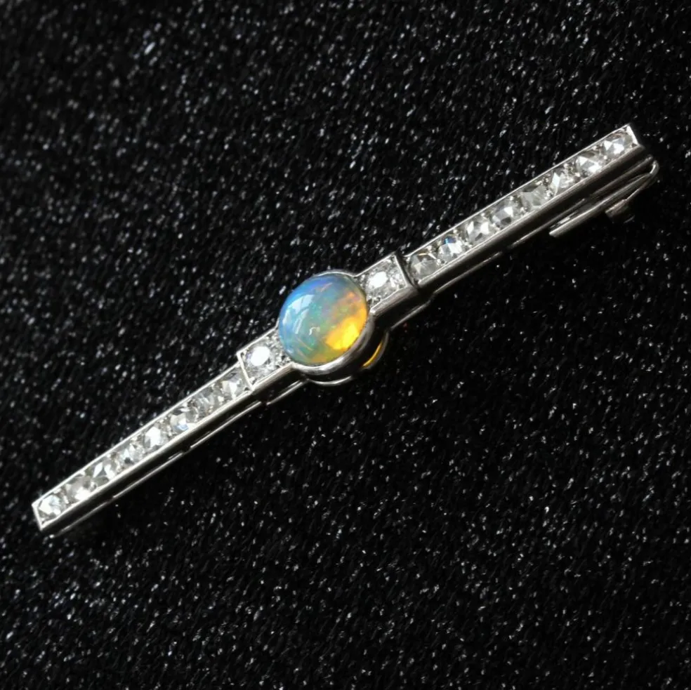 Broche ancienne opale et diamants art déco