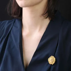Broche ancienne or jaune et diamants taillés en rose
