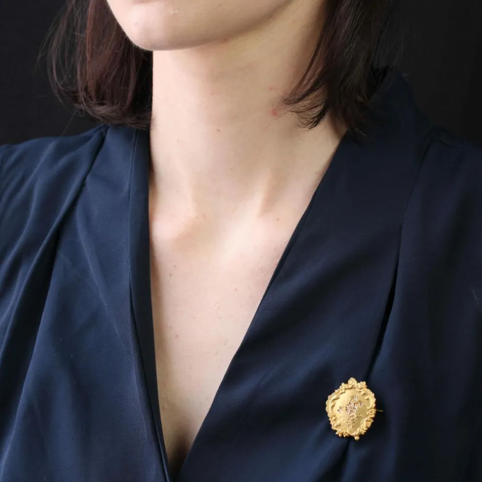 Broche ancienne or jaune et diamants taillés en rose