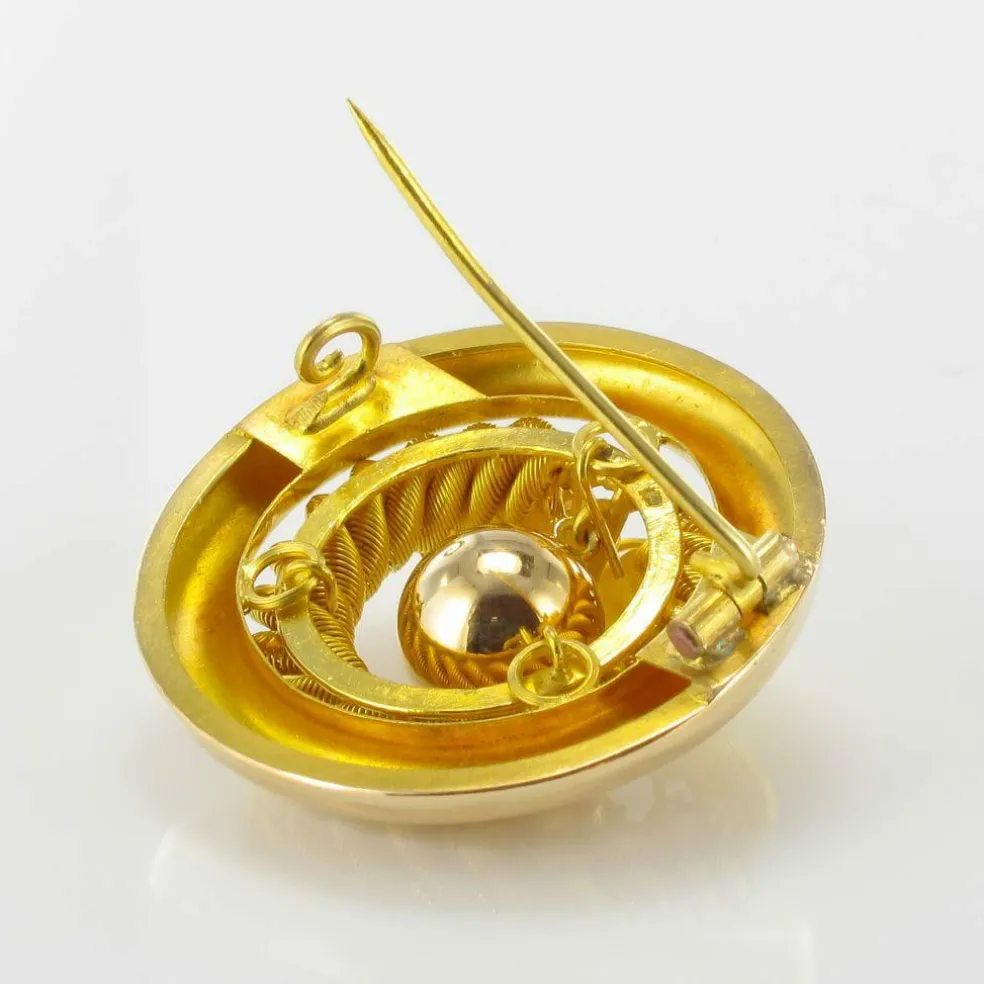 Broche ancienne ronde en or