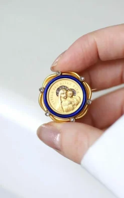 Broche Ancienne Vierge en or jaune Diamants et Email