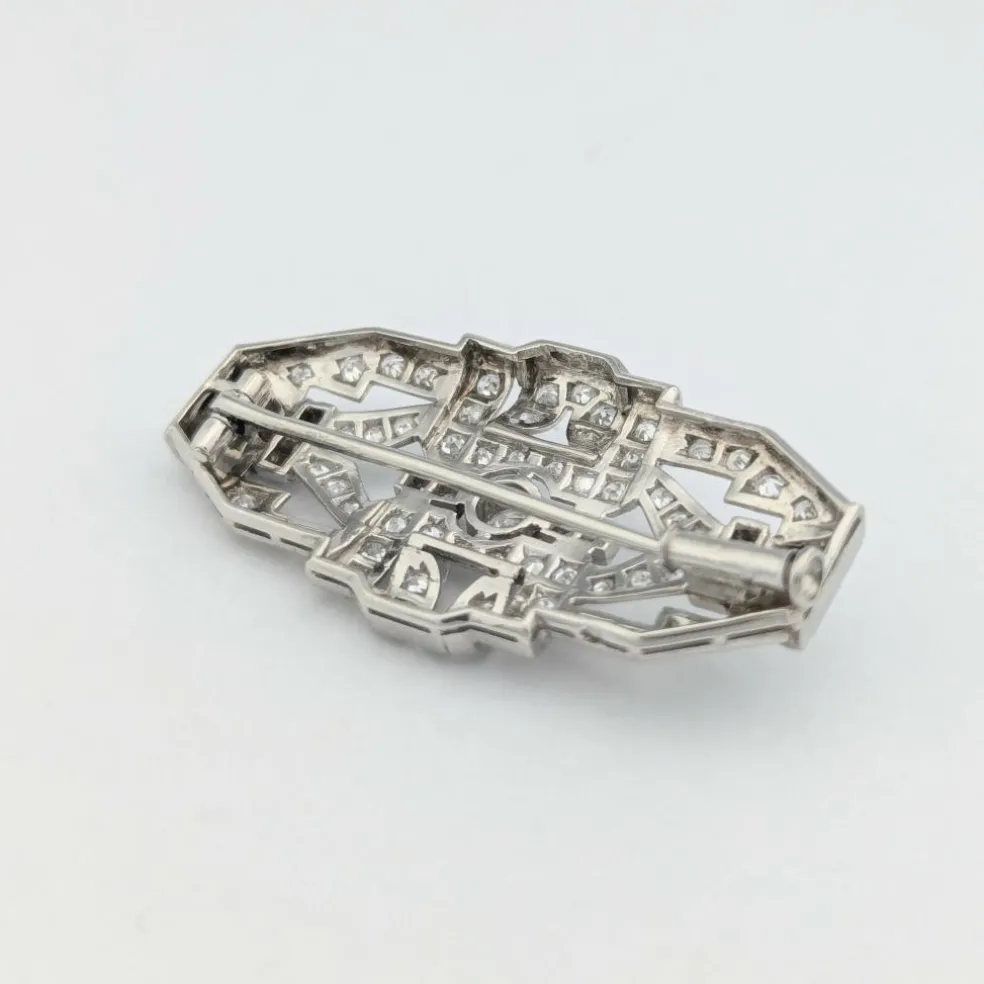 Broche Art Déco en platine et diamants