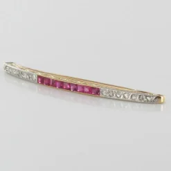 Broche art déco ligne rubis et diamants