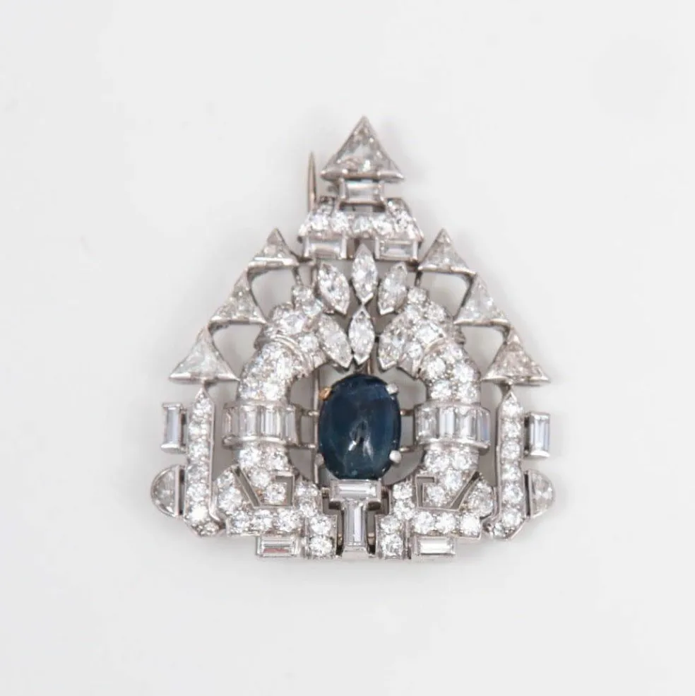 Broche Art Déco, Platine, Diamants & Saphir
