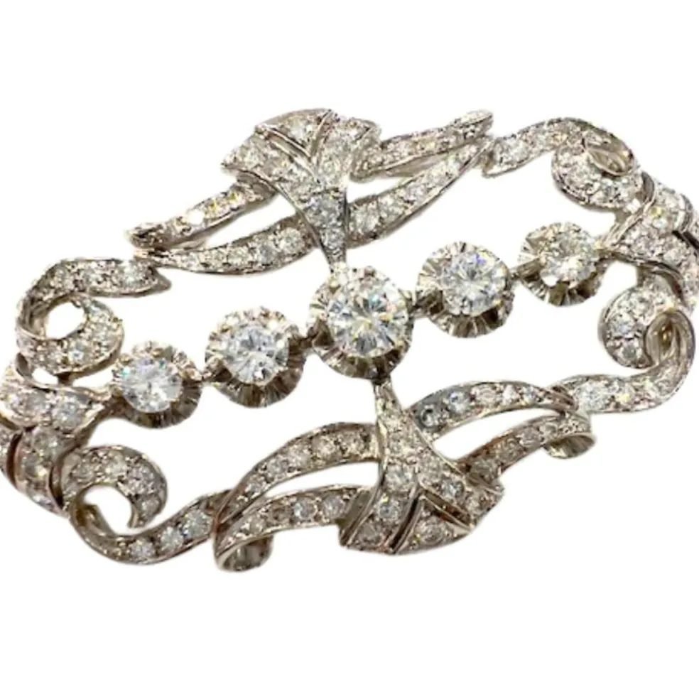 Broche Art Déco, époque 1930-1935, en or 18 carats avec diamants