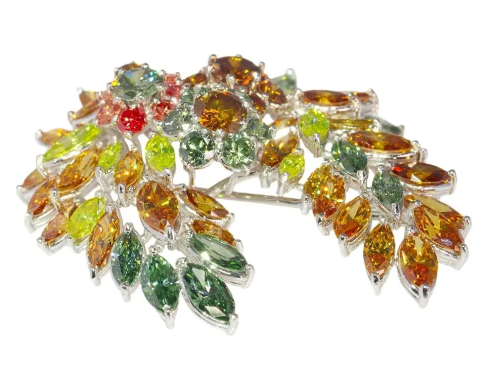 Broche avec Diamants