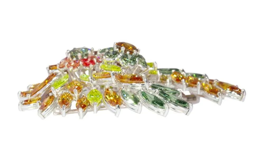 Broche avec Diamants