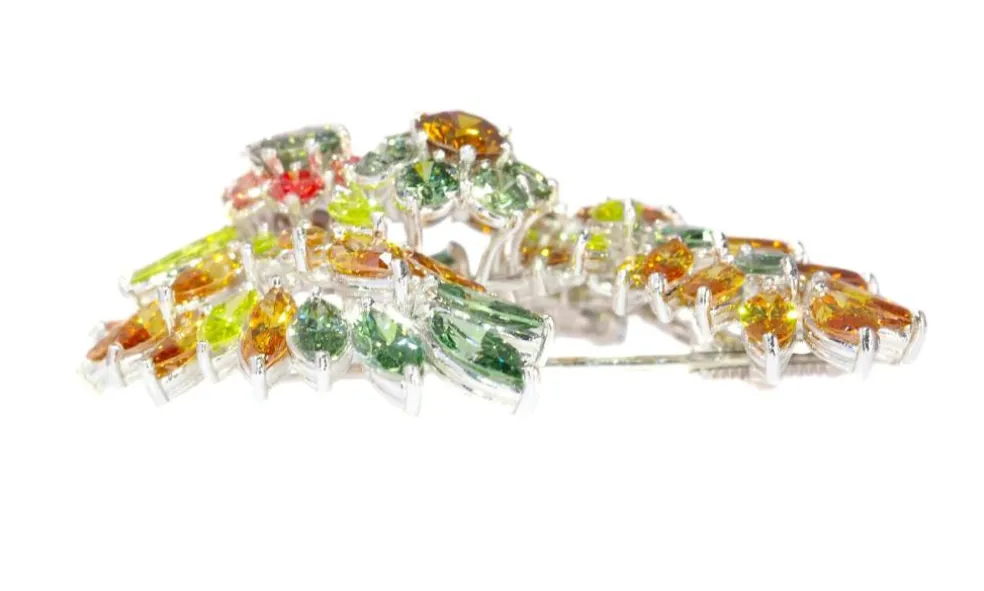Broche avec Diamants