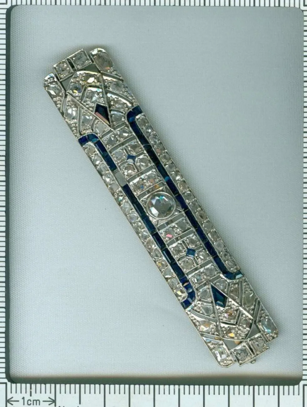 Broche barrette platine diamant et saphir