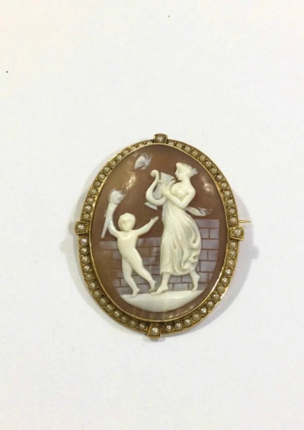 Broche Camée Coquillage Et Perles