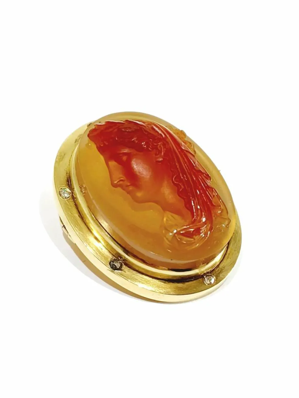 Broche camée cornaline