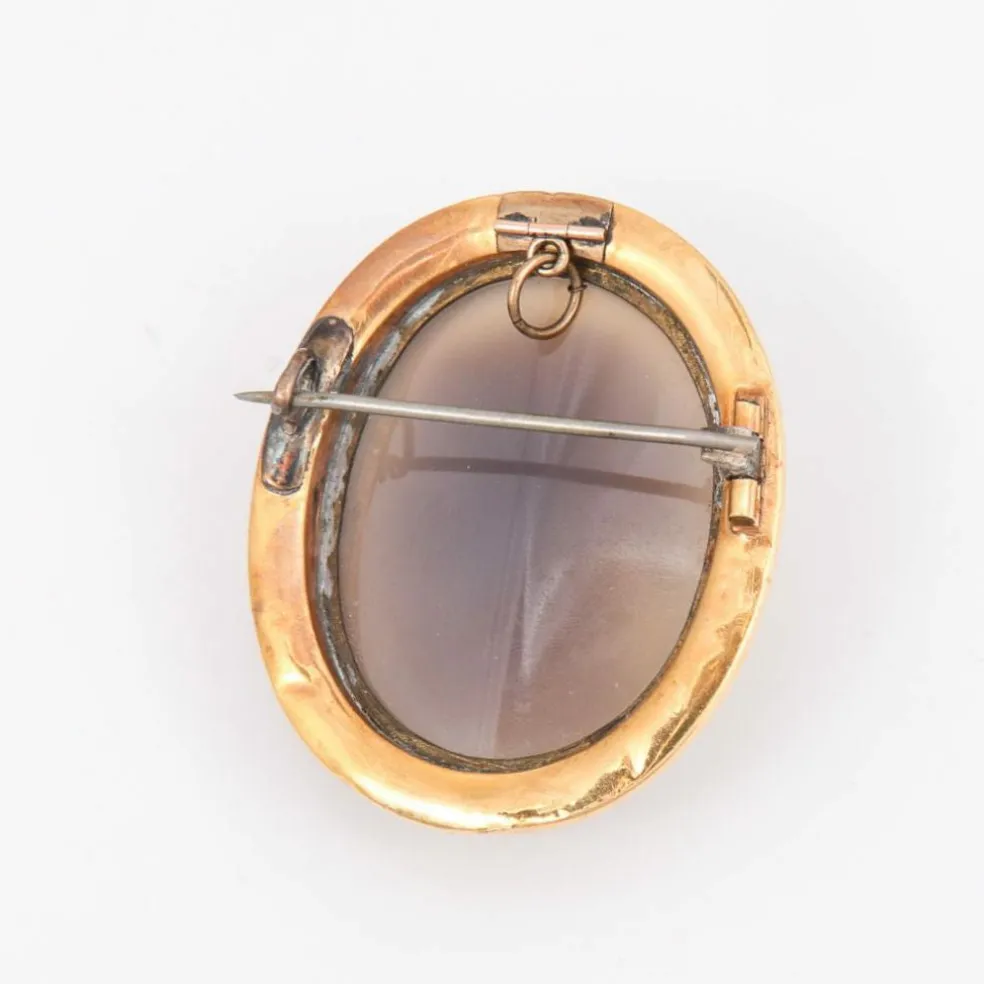 Broche Camée sur Agate, Profil Féminin à l'Antique