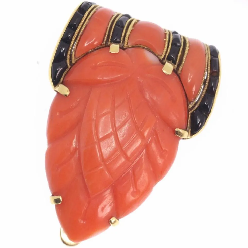 Broche corail et onyx