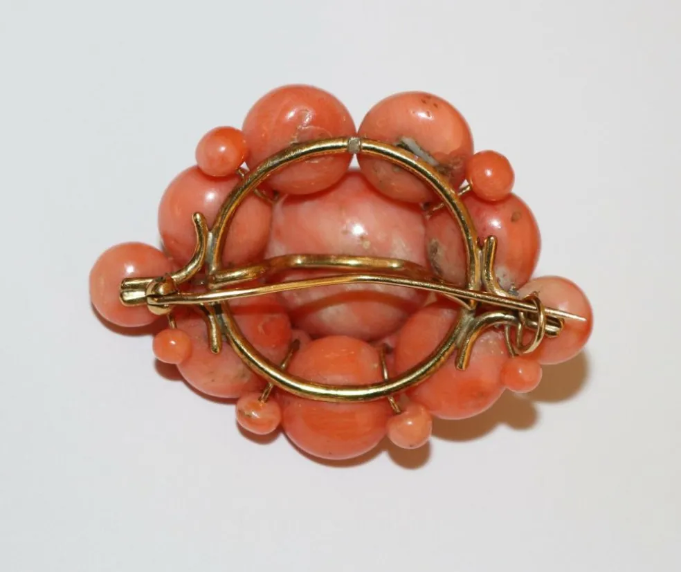 Broche corail Napoléon III