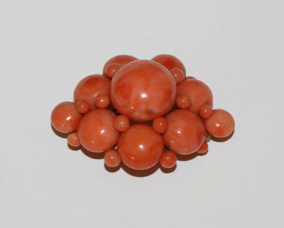 Broche corail Napoléon III